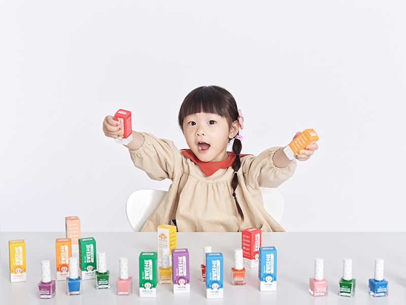 ㈜함소아제약, 저자극 키즈 네일케어 ‘닥터아토비 스위티 키즈네일 8종 ‘출시
