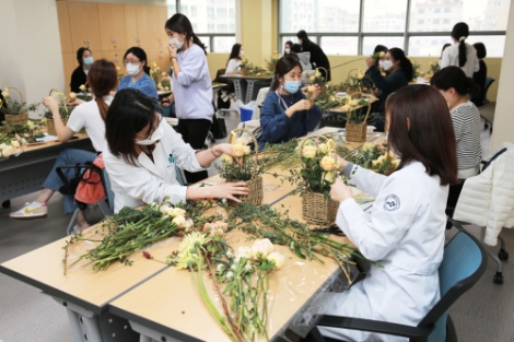 부산대병원, 코로나 의료진 위한 마음힐링 프로그램 진행