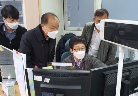 소진공 조봉환 이사장, 2000만원 긴급대출 접수 상황 점검