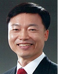 이준 초대 윤리감사관.(사진제공=대법원)