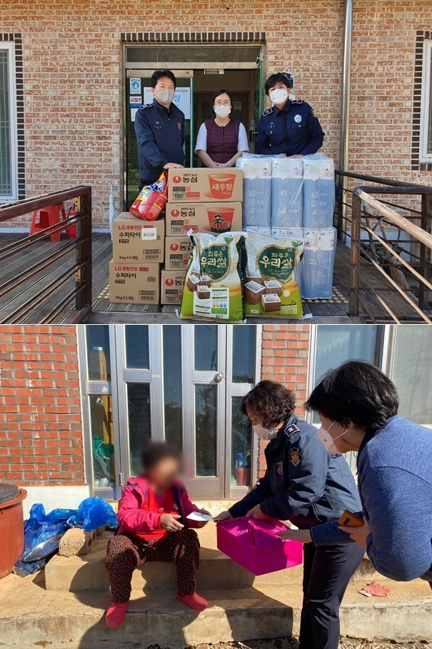 정읍교도소직원들이 설명절 사회복지시설 등을 방문해 위문금품을 전달하고 있다. (사진제공=정읍교도소)