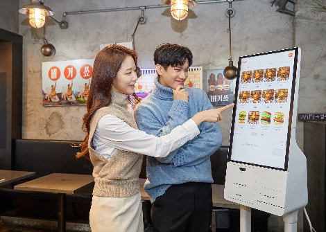 삼성전자, 스마트 주문·결제 솔루션 '삼성 키오스크' 출시