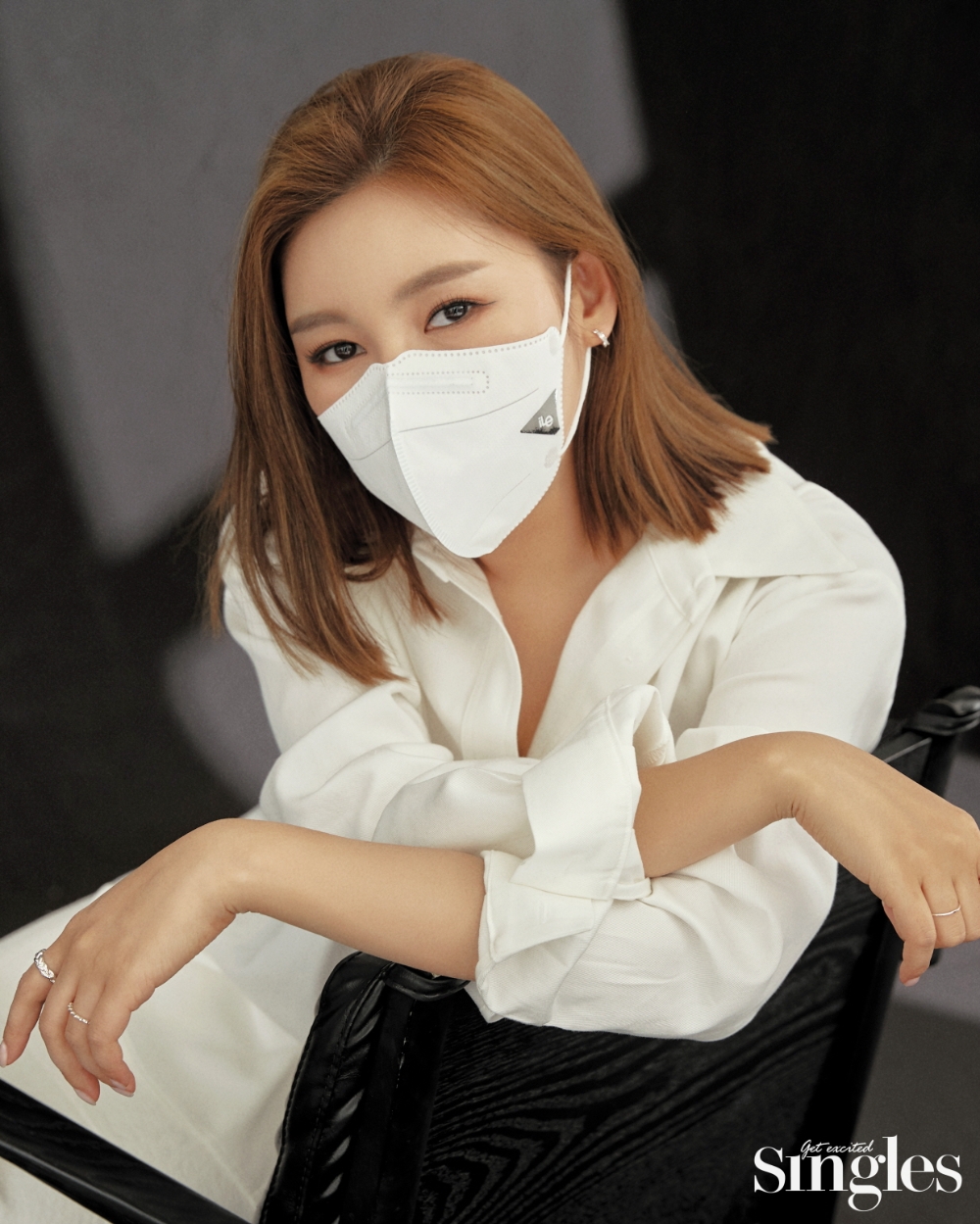 ‘iLe’ 송가인과 함께한 마스크 화보 공개