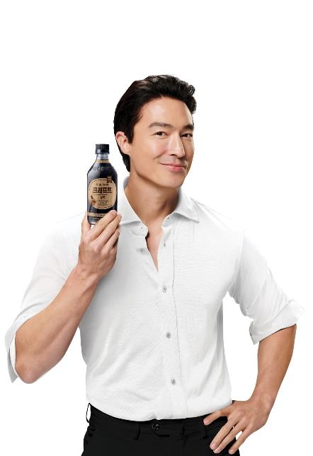 조지아 크래프트, 다니엘 헤니 3년 연속 모델 발탁