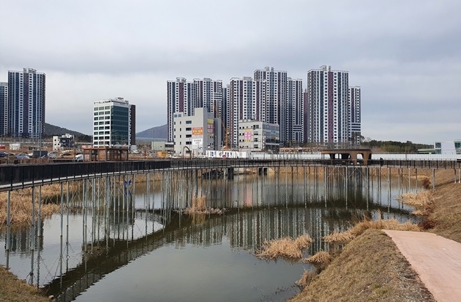 일광신도시 내 저류지.(사진제공=부산 기장군)