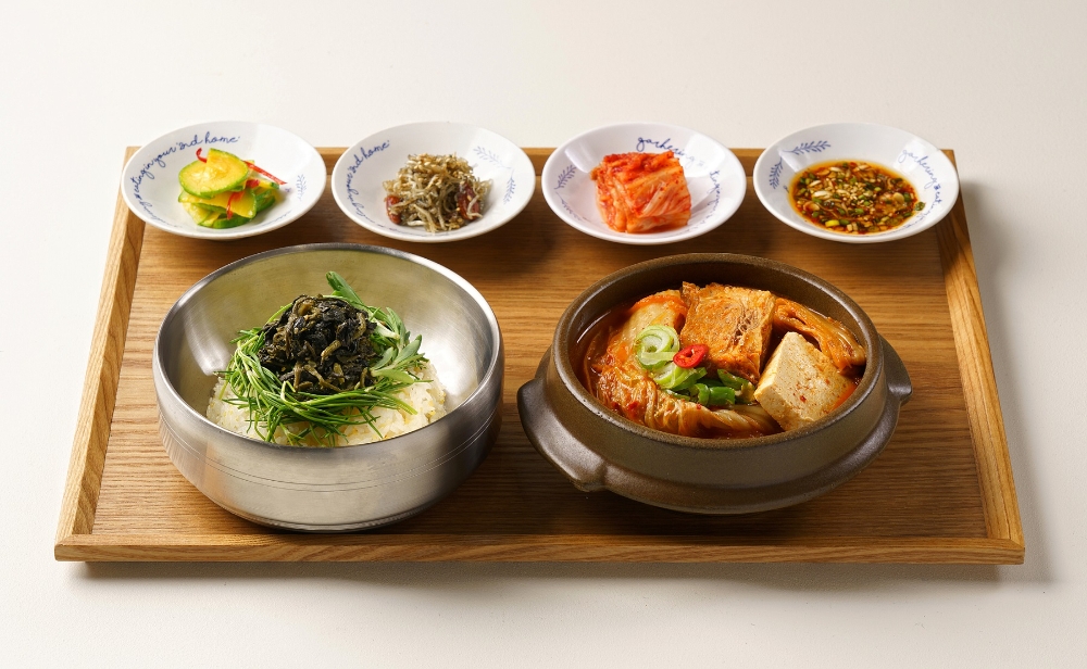 풀무원푸드앤컬처, 봄맞이 신메뉴 출시