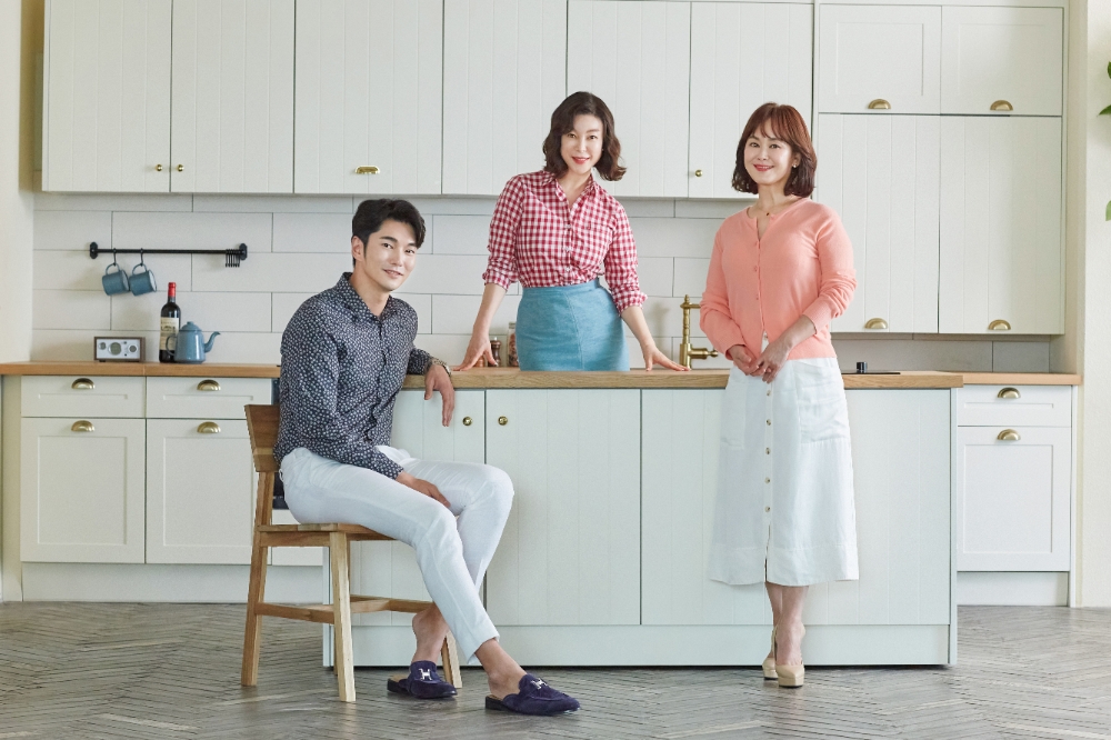 CJ오쇼핑 ‘최화정쇼’ 론칭 5주년 기념 이벤트 진행
