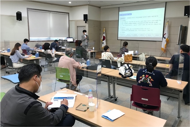 학교폭력 담당교사 대상 직무연수.(사진제공=전주청소년꿈키움센터)