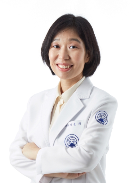 자생한방병원 척추관절연구소 이윤재 한의사. 사진=자생한방병원