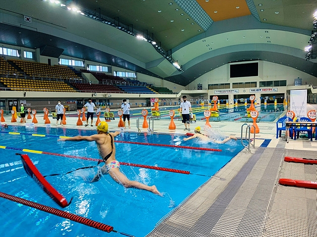 남해해경청 수상구조사 국가자격시험 현장.(제공=남해해경청)