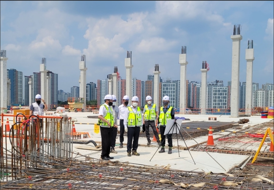 국토안전관리원 박영수 원장, 화성 물류센터 건설사고 현장 안전 점검 전경. (사진=국토안전관리원)