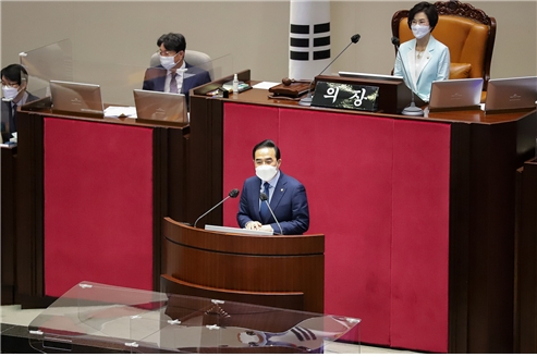 박홍근 의원, 2차 추경 심사 ‘원포인트’ 국회 예결위원장으로 선출