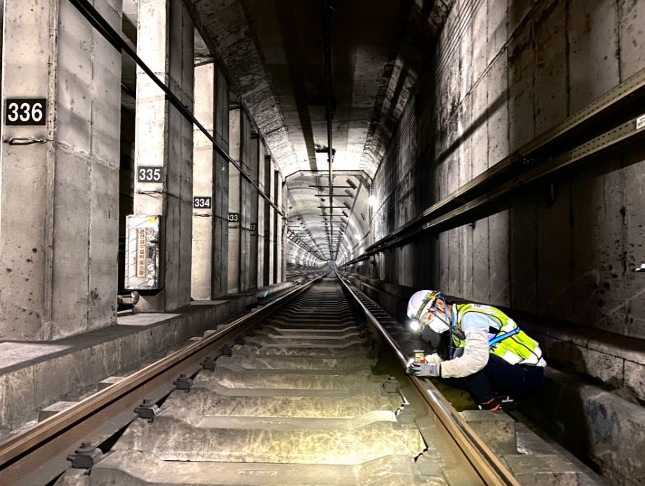 국토안전관리원(원장 박영수, 이하 관리원)은 광주도시철도 1-9공구 터널에 대한 정밀안전진단 결과 안전등급이 B등급(양호)으로 지정됐다고 27일 밝혔다. (사진=국토안전관리원)