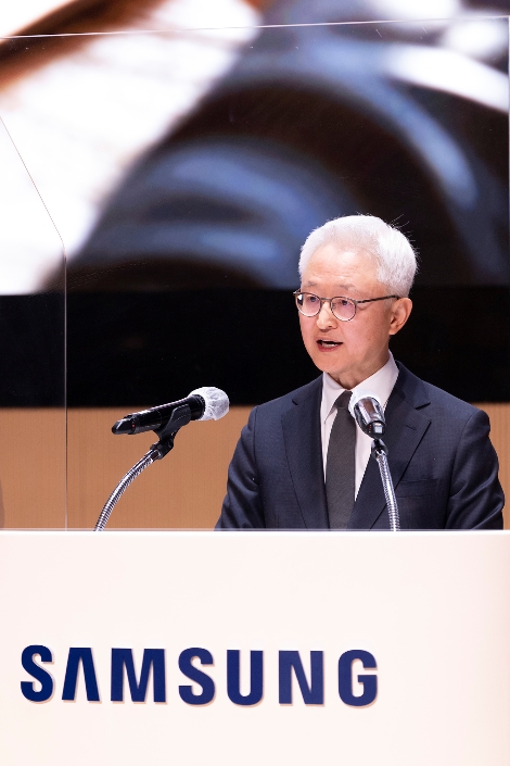 삼성전자가 3일 오전 수원 '삼성 디지털 시티'에서 개최한 2022년 시무식에서 경계현 대표이사 사장이 신년사를 전하고 있다. 사진=삼성전자