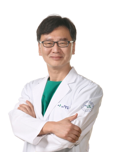 부산대병원 성형외과 배용찬 교수. 사진=부산대병원