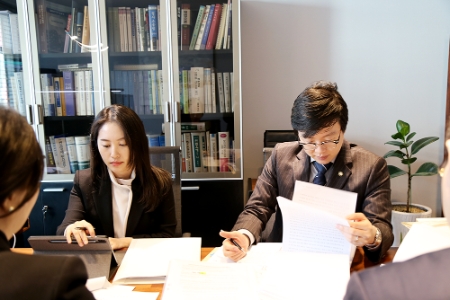 강제추행 성별, 나이 상관 없이 처벌 된다