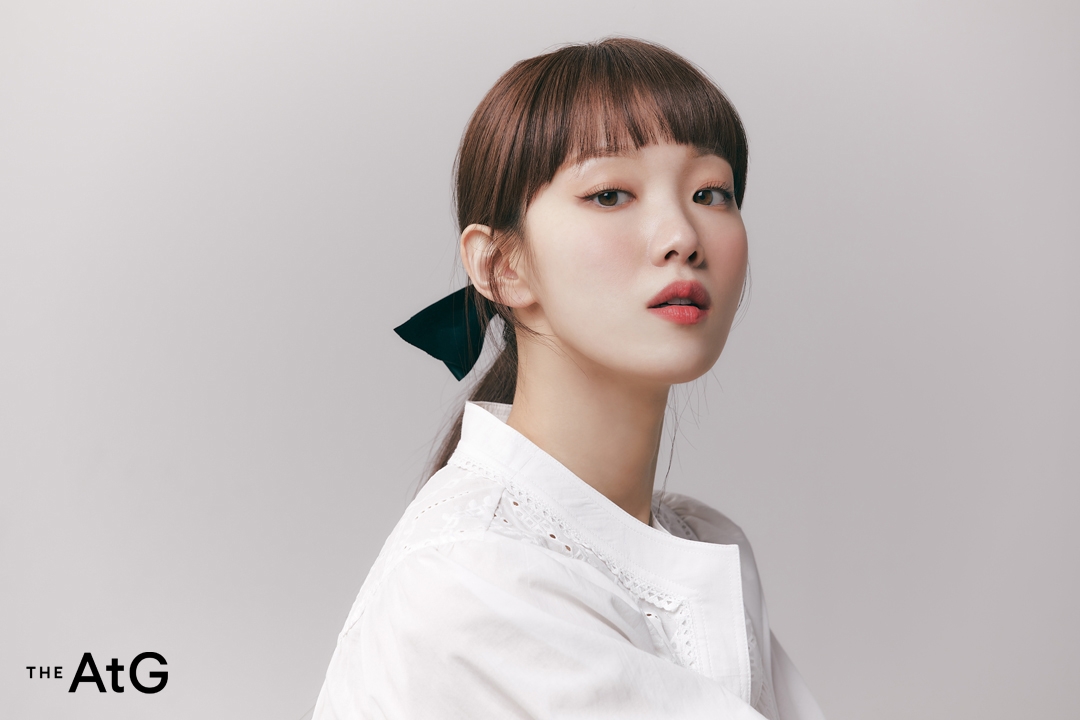 CJ온스타일 패션 브랜드 ‘더엣지’, 새 모델로 배우 이성경 발탁