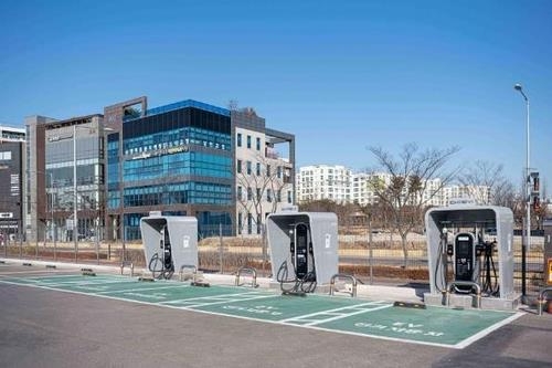 서울시, 전기차 충전기 설치 신청 한 달 만에 800건 넘어