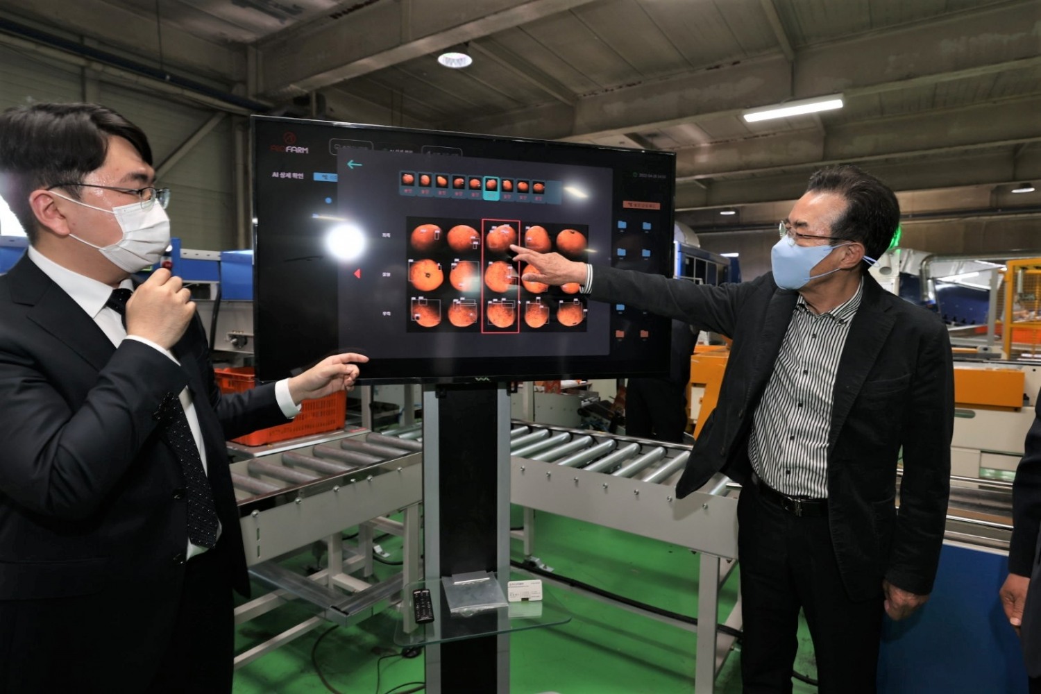 이성희 농협중앙회장, 제주 지역 디지털농업 현장 방문