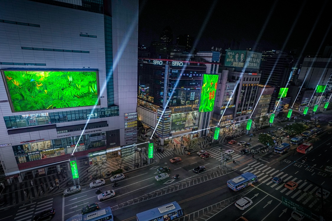 CGV, 강남대로에 새로운 미디어 플랫폼 ‘G-LIGHT’ 선보여