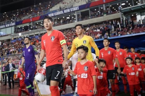 KT 키즈랜드 A매치 ‘플레이어 에스코트’ 모집