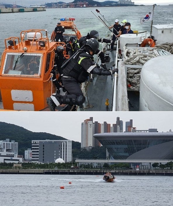 2020년도 단정운용역량 경연대회(검문검색)모습.(제공=남해해경청)