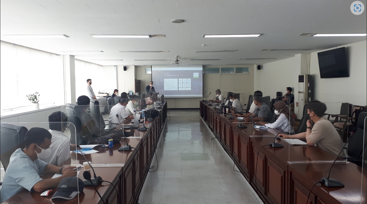 스마트 도로유지관리시스템 설명회 개최 전경.(사진=국토안전관리원)