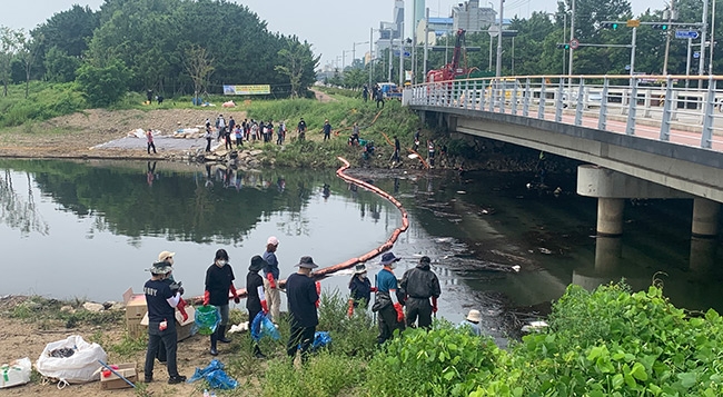 옥구천 수질오염 복구작업