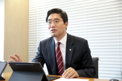 사진=유정훈 변호사