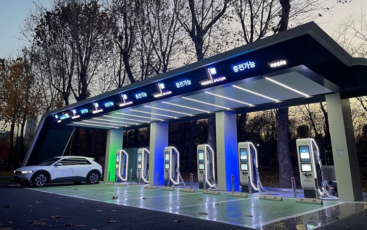 에스에스차저 서리풀 EV급속충전스테이션.(사진=SK네트웍스)