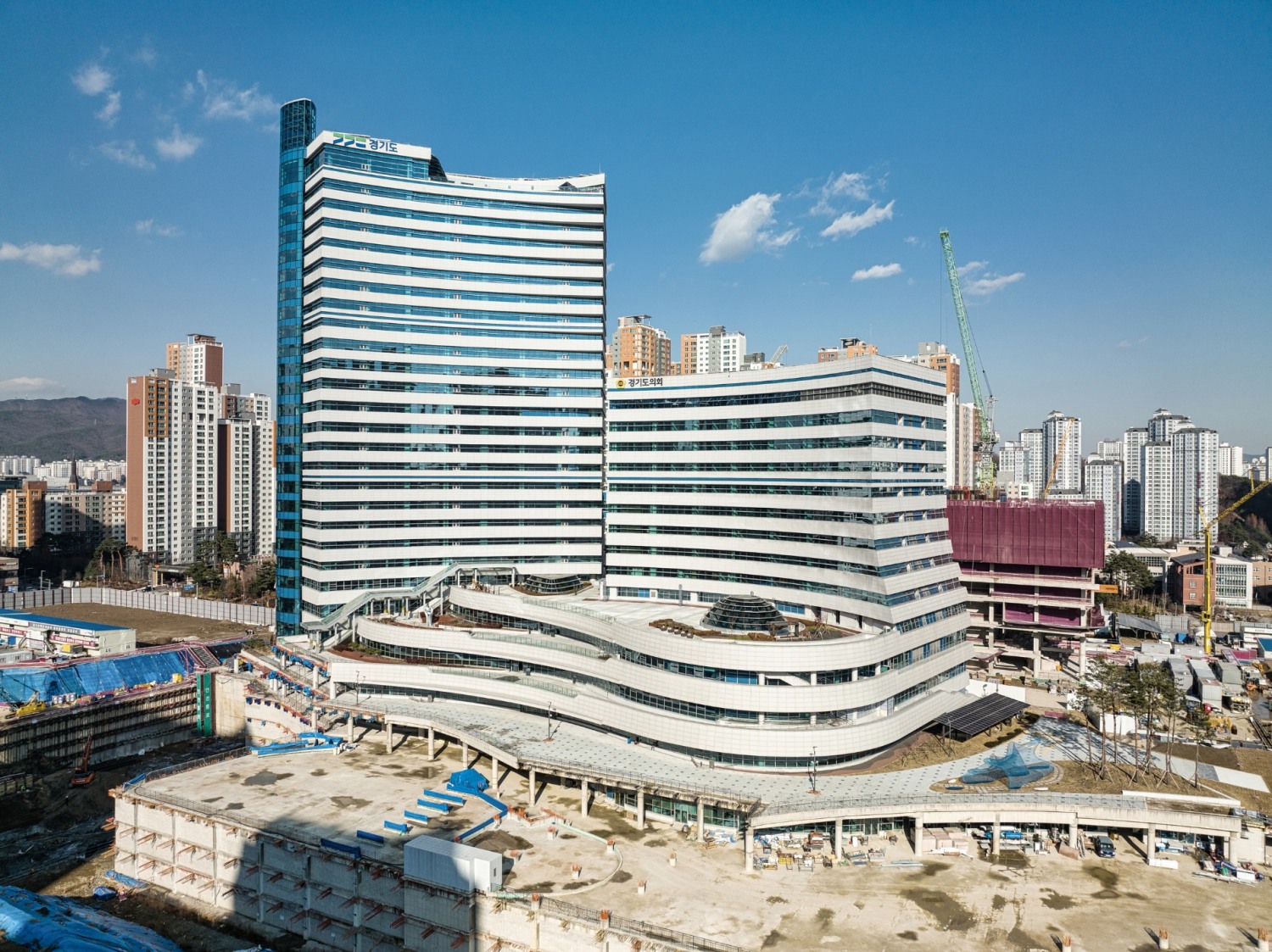 경기도청 광교청사 전경