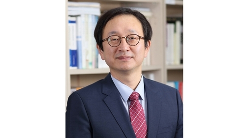 국민권익위원회 부위원장에 선임된 정승윤 부산대 법학전문대학원 교수. 사진=연합뉴스