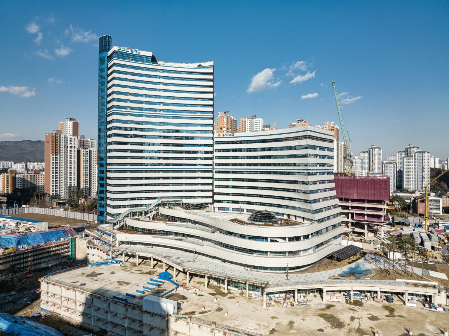 경기도청 광교청사 전경