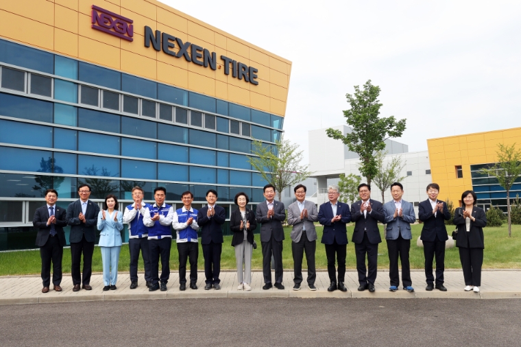 김진표 의장, 넥센타이어 체코 공장 방문 및 프라하 동포 초청 만찬간담회 실시