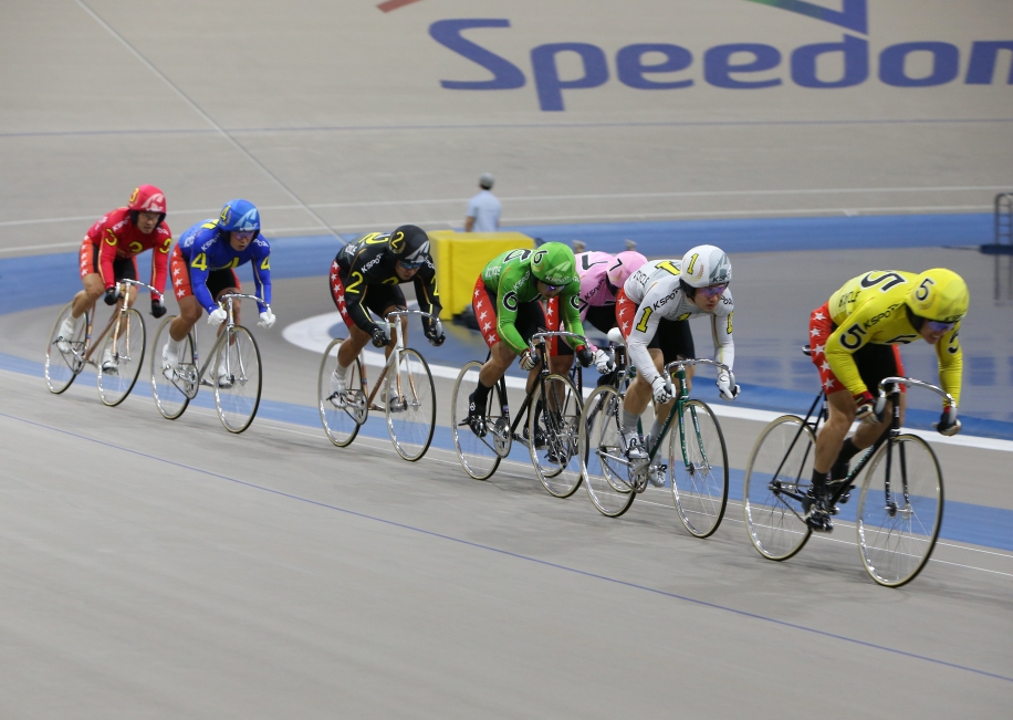 광명스피돔에서 특선급 선수들이 경주를 펼치고 있다. (사진=국민체육진흥공단)