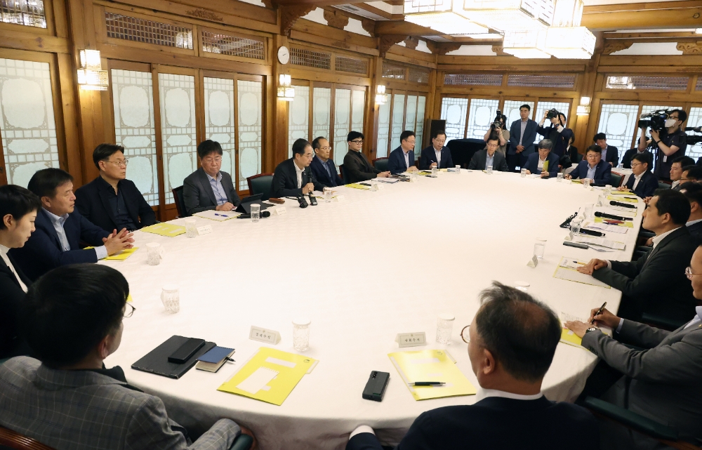 지난 6월 18일 오후 서울 종로구 총리 서울공관에서 열린 고위당정협의회의장. 사진=연합뉴스