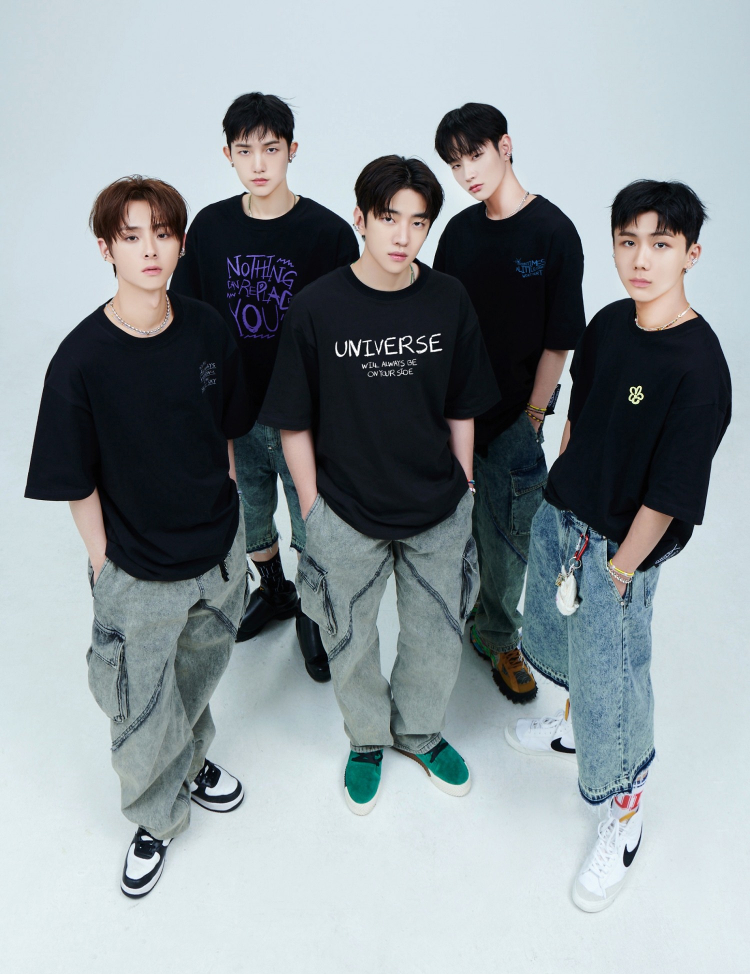 홀리넘버세븐 X DKZ 이미지.(사진=포도컴)