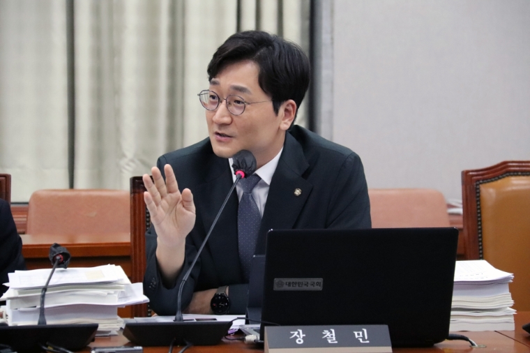 국회 국토위 소속 더불어민주당 장철민 국회의원