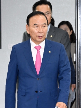 박덕흠 국회 정보위원장이 지난 8월 17일 국회 정보위원회 전체회의에 참석하고 있다. (사진=연합뉴스)