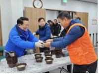 이용빈 국회의원(왼쪽) (사진=의원실)