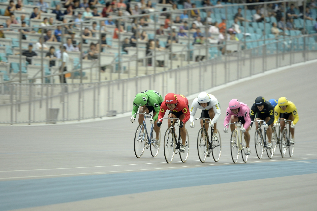 2024년 초반부터 대진방식과 득점체계 변경 등 경주운영 방식의 변화로 예년보다 흥미진진한 경륜 경주가 연이어 이어지고 있다.(사진=국민체육진흥공단)