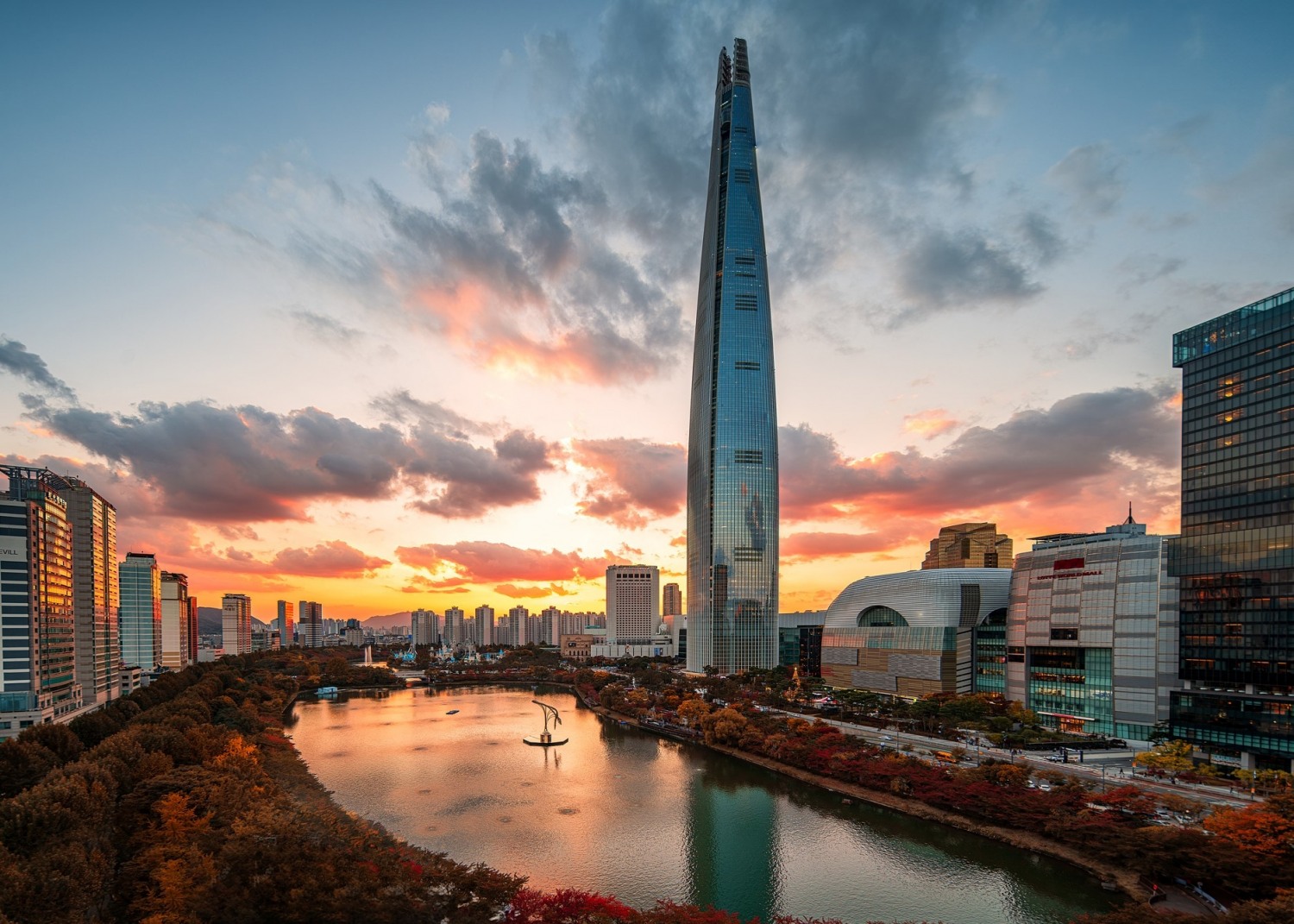 지난해 롯데월드타워·몰 5,500만 명이 찾았다