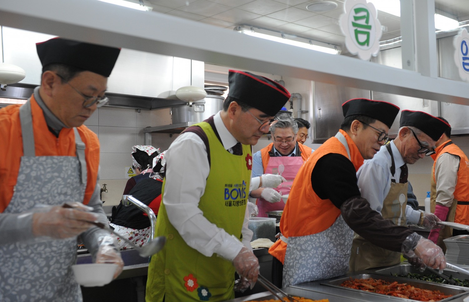 한화시스템, 설 맞이 ‘음식 나눔’ 봉사 나서