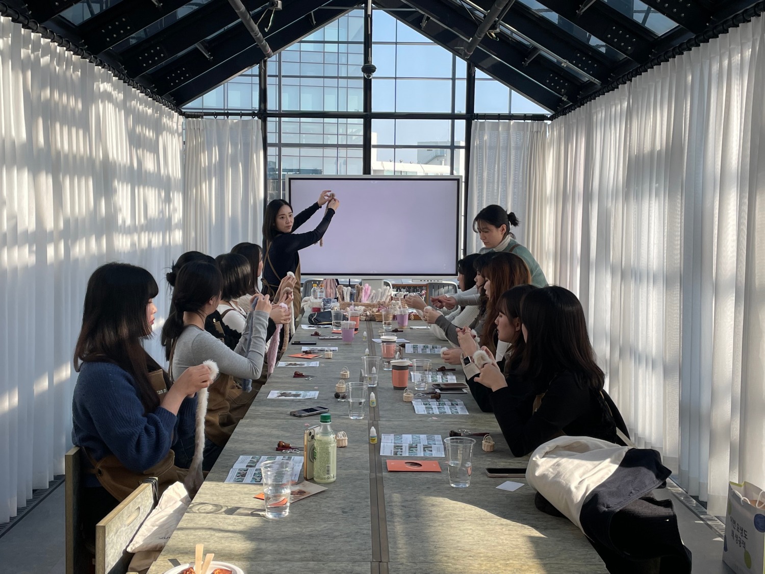 생활공작소, 모루 인형 클래스 진행