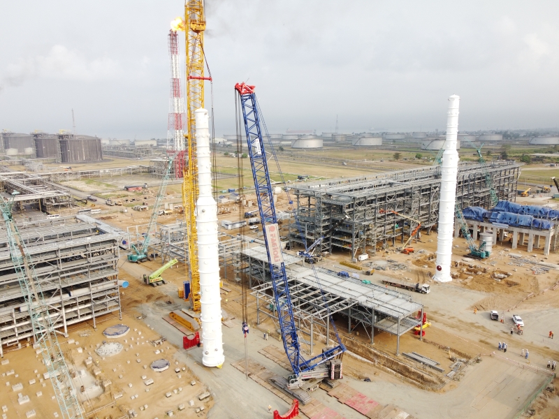 나이지리아 NLNG T7의 극저온용 열교환기 설치가 완료된 모습.(사진=대우건설)