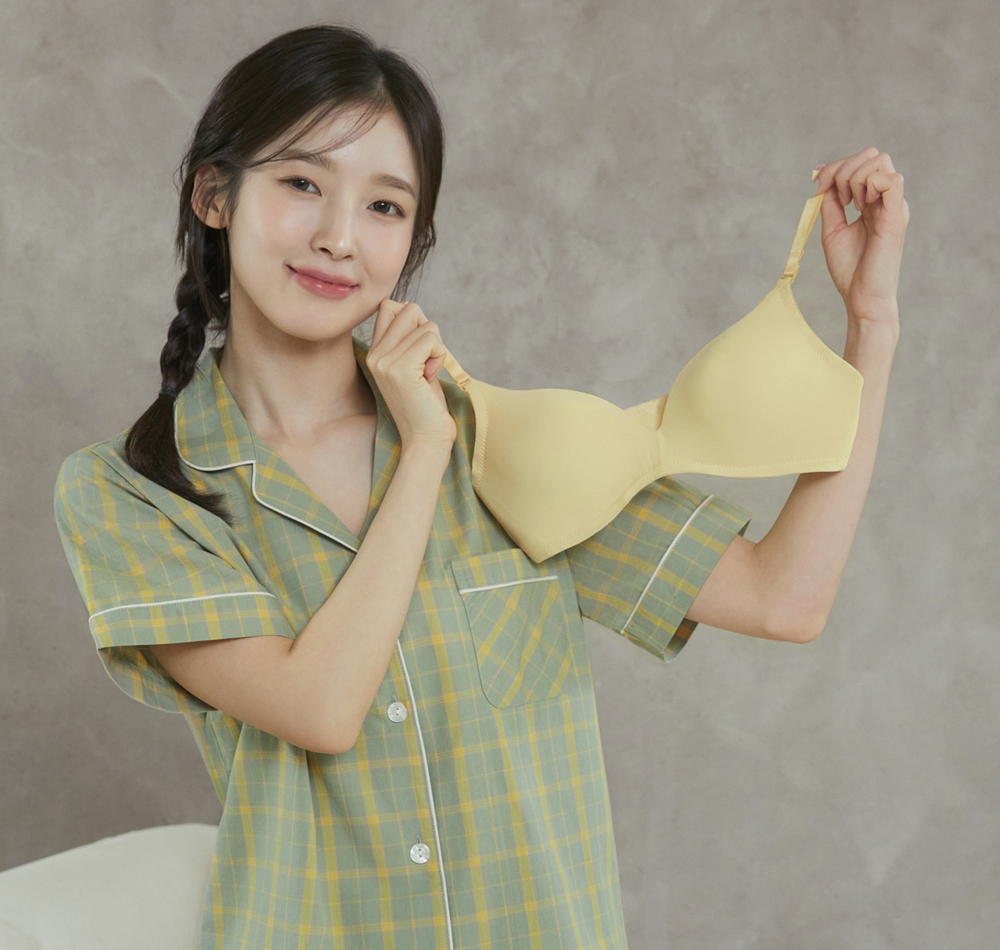 BYC, 올데이롱 봄 란제리 선보여