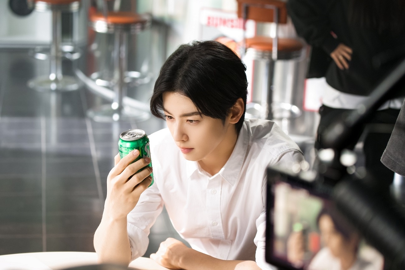 스프라이트, 차은우와 광고 촬영 비하인드 현장 공개
