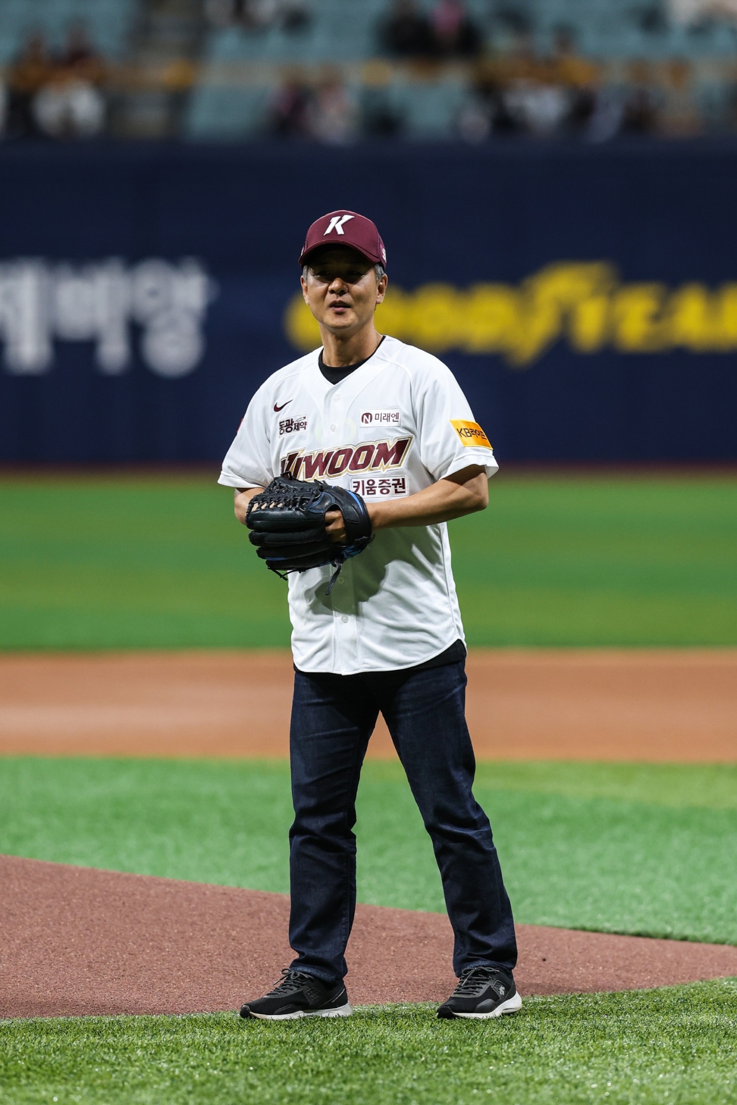 SOOP 스트리머 지피티, KBO 키움vs두산 전서 시구·시타 실시