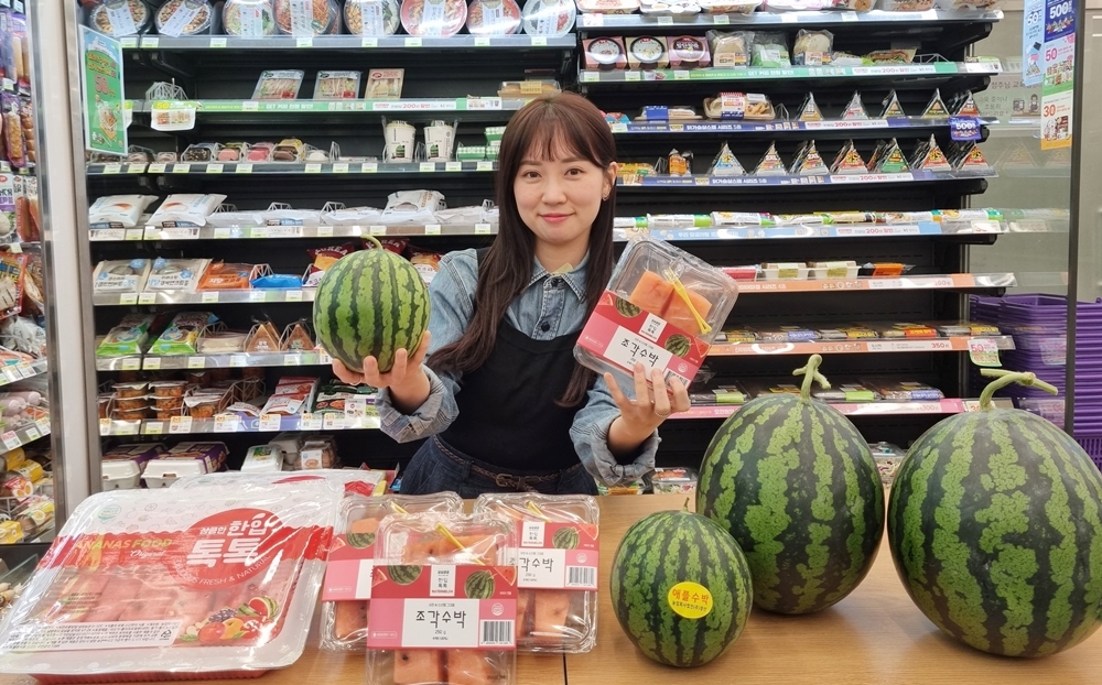 CU, 수박 상품 잇따라 선보여
