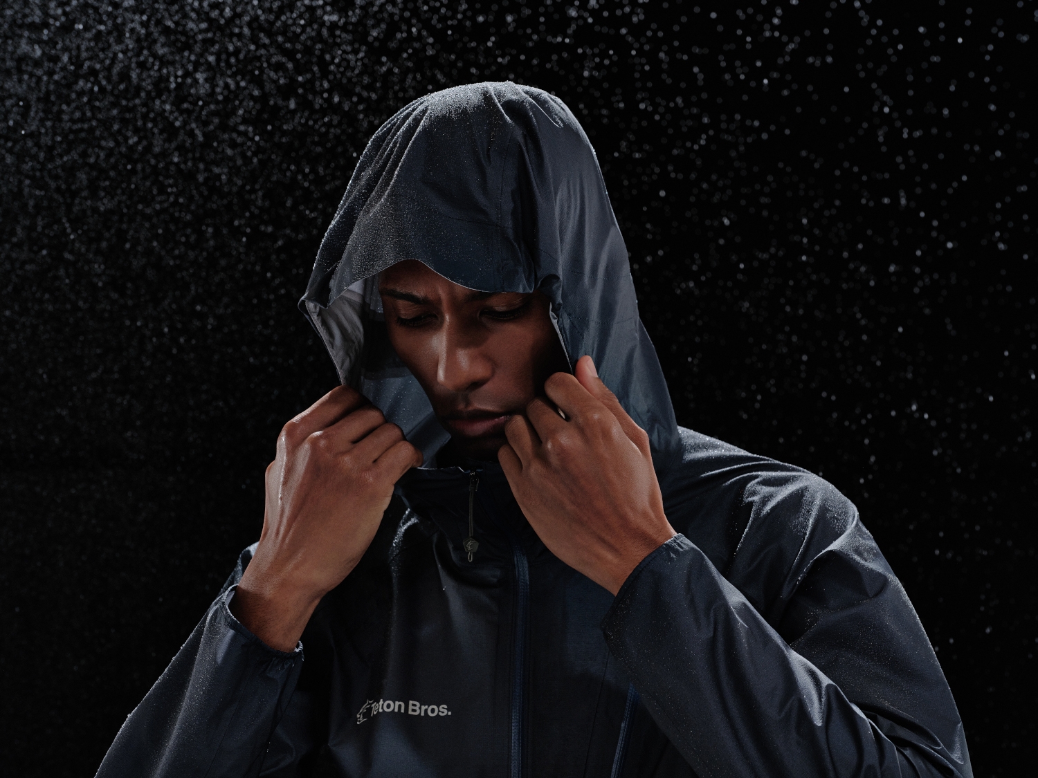 티톤브로스, ‘페더레인 재킷’ 매출 전년 대비 3배 급증